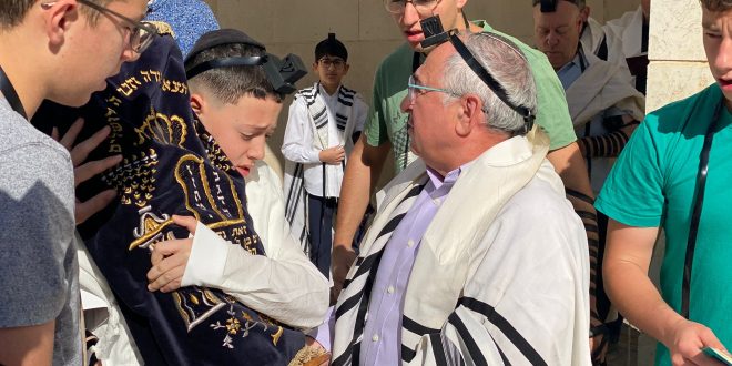 בר מצווה תחת טילים